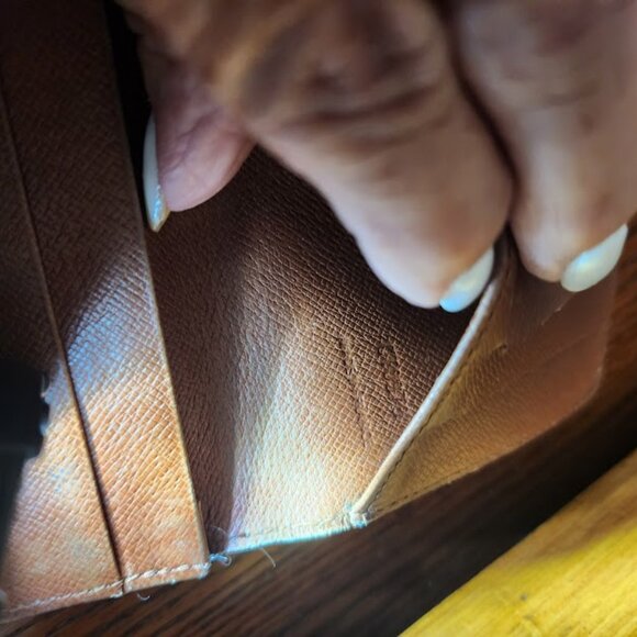 Louis Vuitton Monogram Checkbook Wallet - Picture 6 of 14